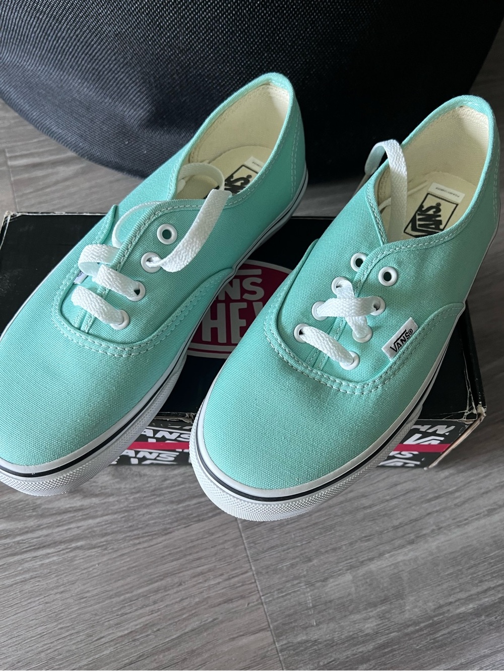 Vans Kids Low-Top Canvas Sneakers in Mint Green (Beach Glass) - Picture 4 of 8